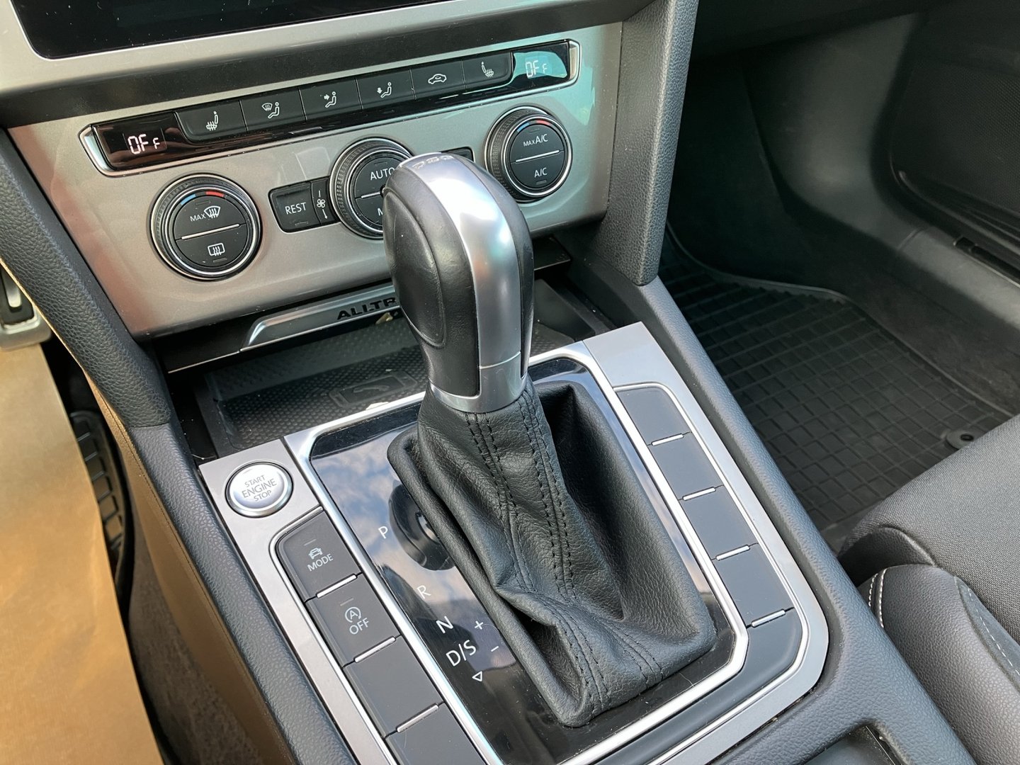 VW Passat Alltrack TDI SCR 4MOTION DSG | Bild 15 von 20