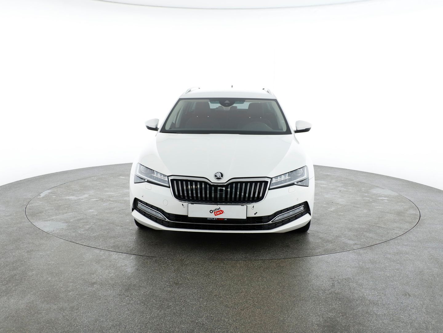 Škoda Superb Kombi 2,0 TDI 4x4 Style DSG | Bild 8 von 28