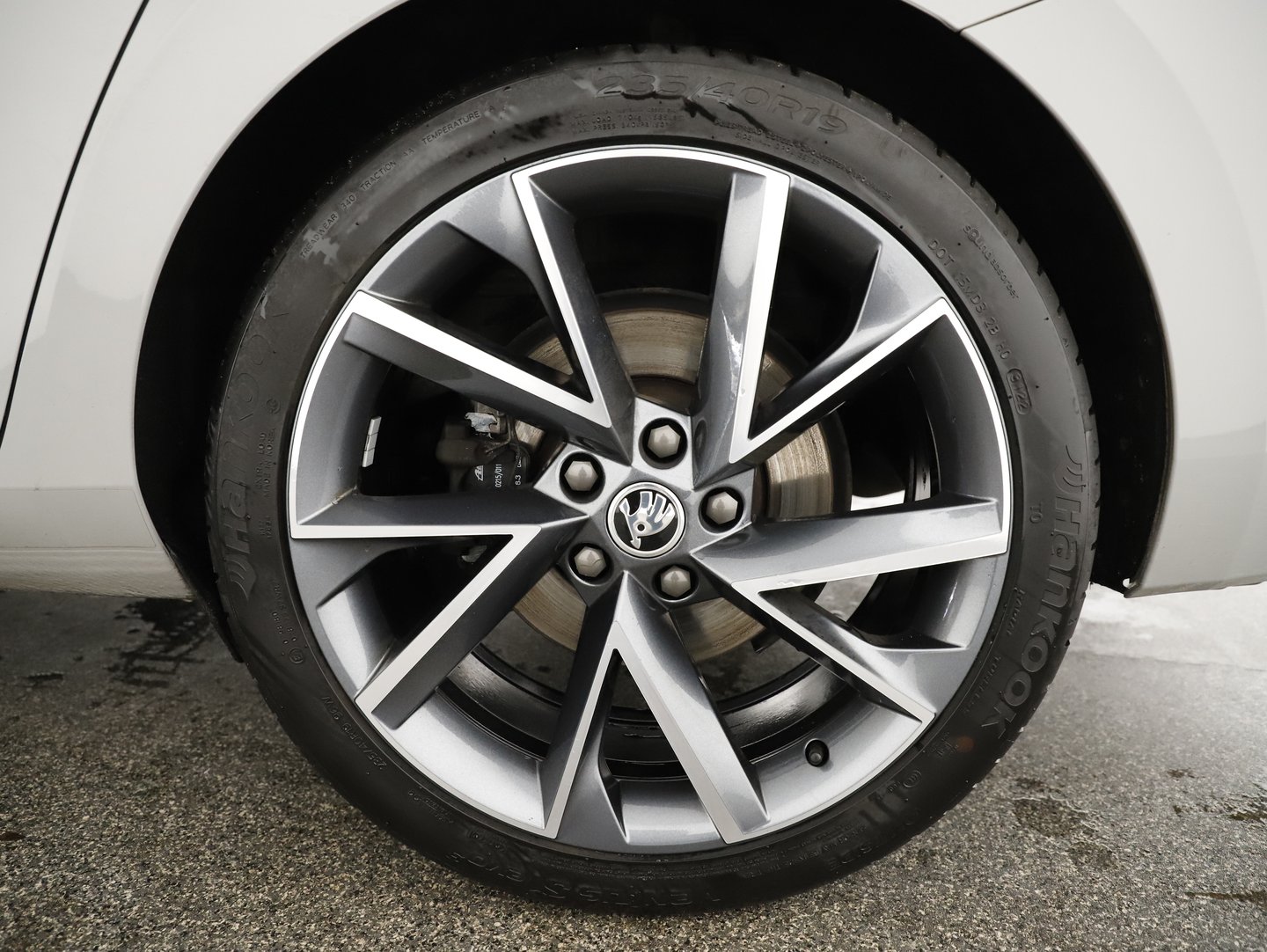 Škoda Superb Combi 4x4 Sportline TDI DSG | Bild 9 von 28