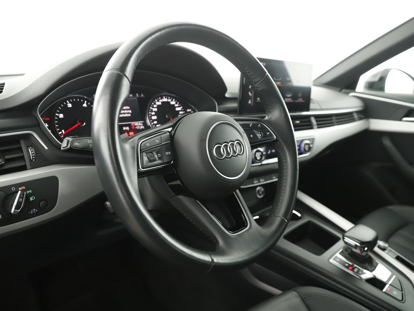 Audi A4 Avant 35 TDI advanced | Bild 6 von 22