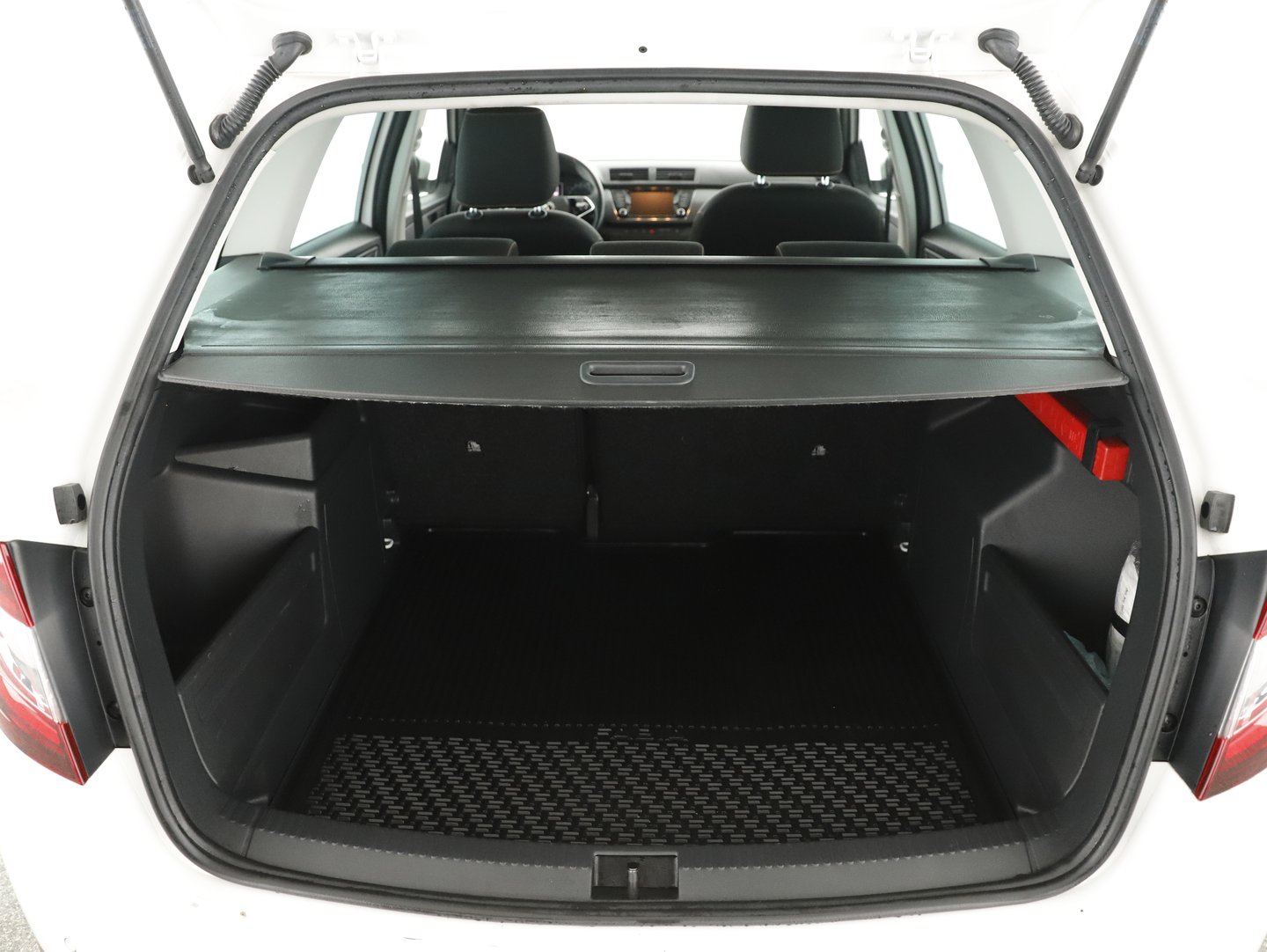 Škoda FABIA Combi Ambition TSI | Bild 26 von 29