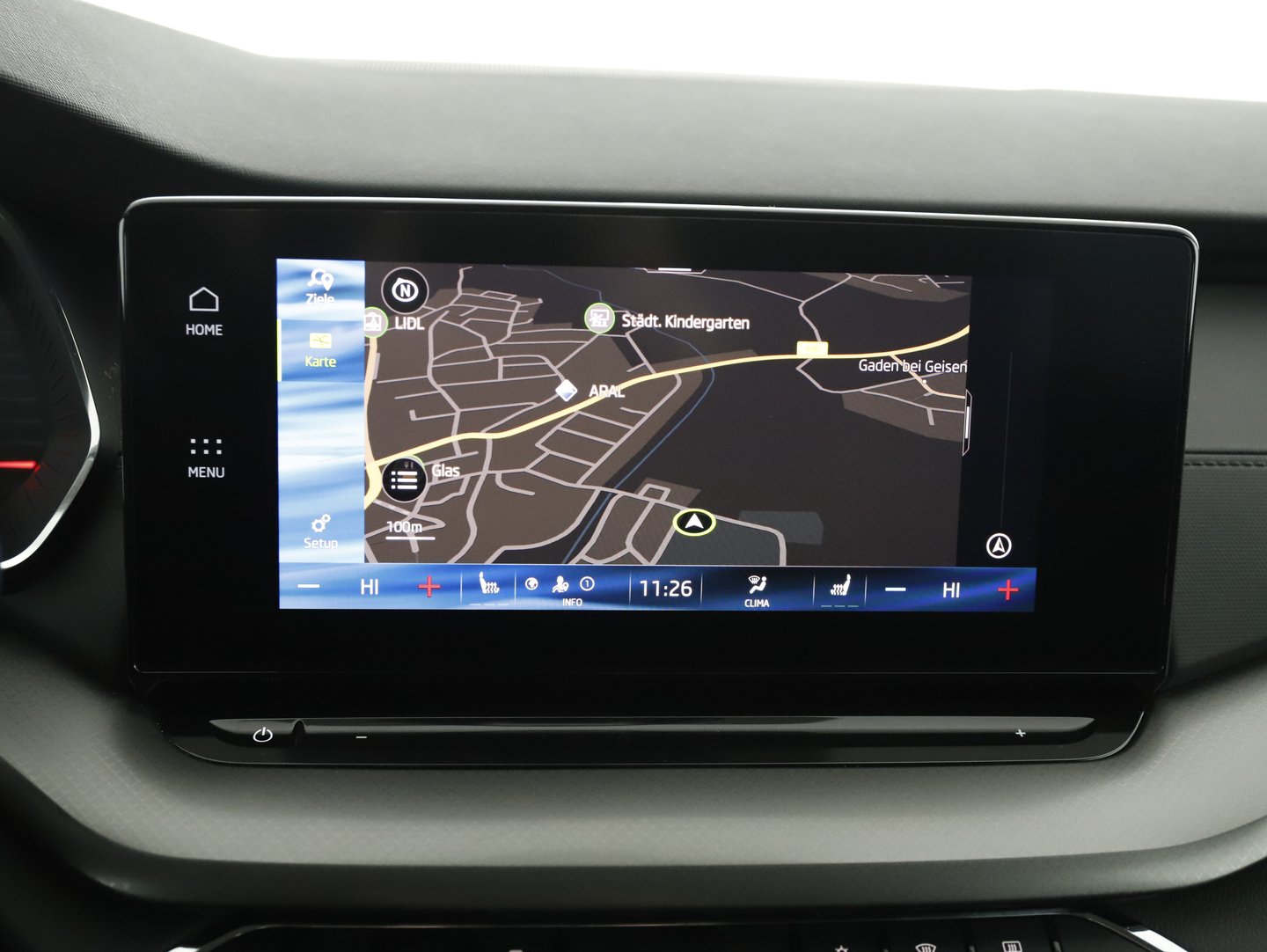 Škoda OCTAVIA Combi Business TDI | Bild 13 von 17