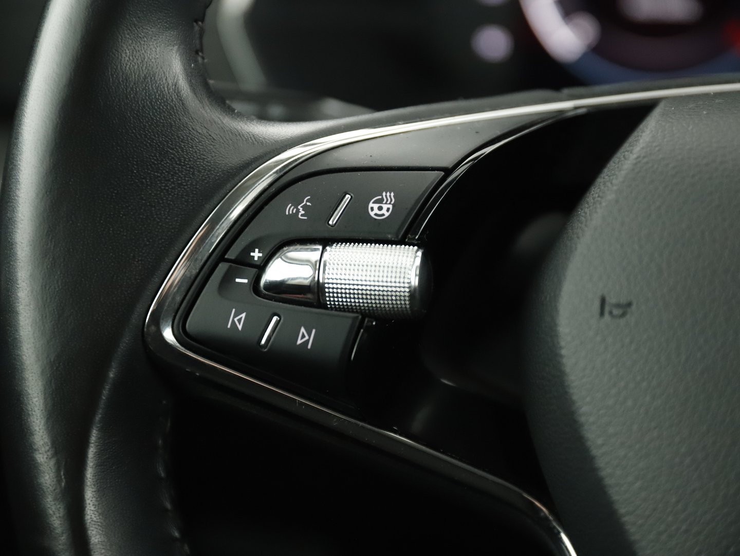 Škoda OCTAVIA Combi Business TDI | Bild 8 von 17