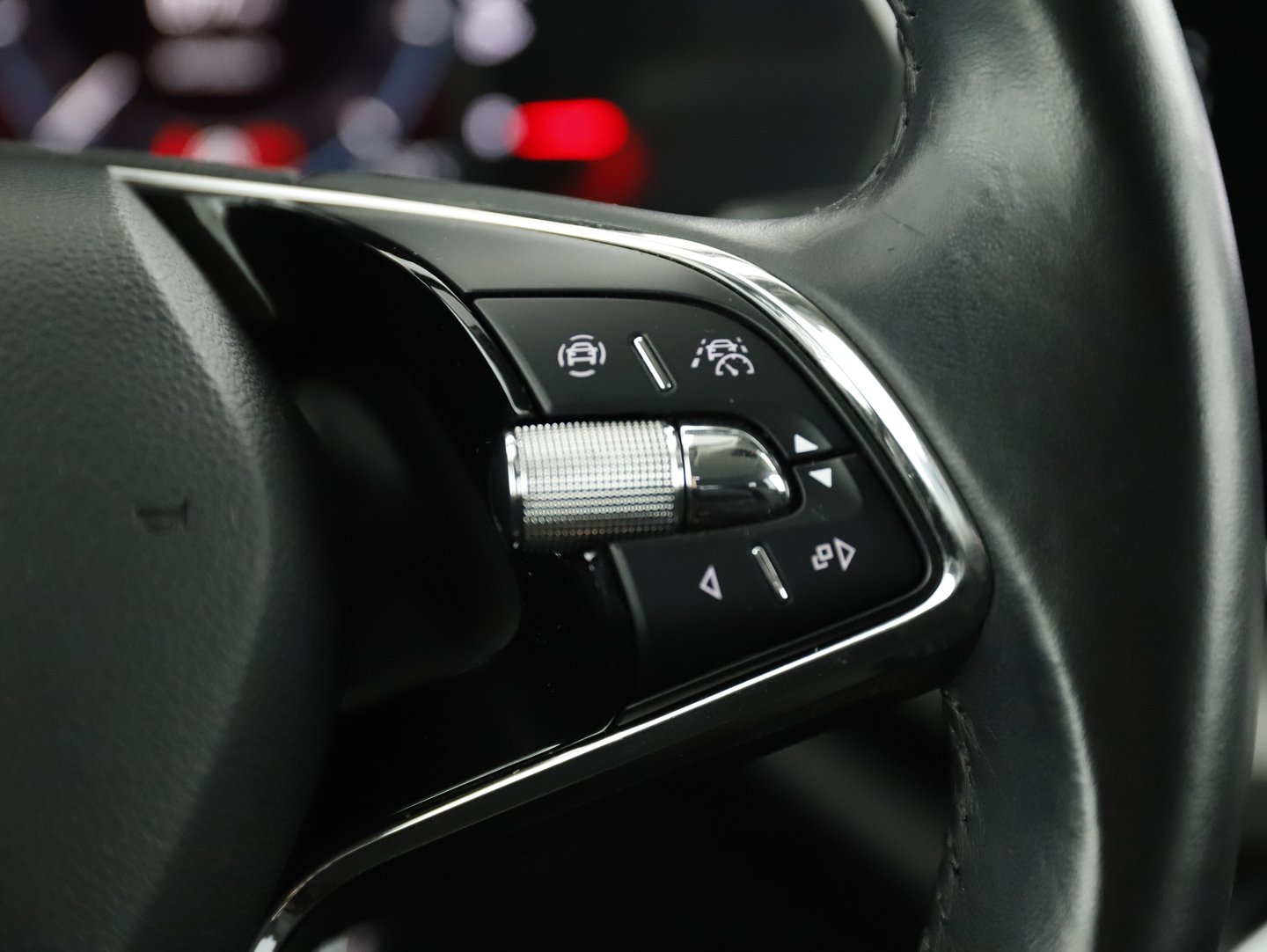 Škoda OCTAVIA Combi Business TDI | Bild 7 von 17