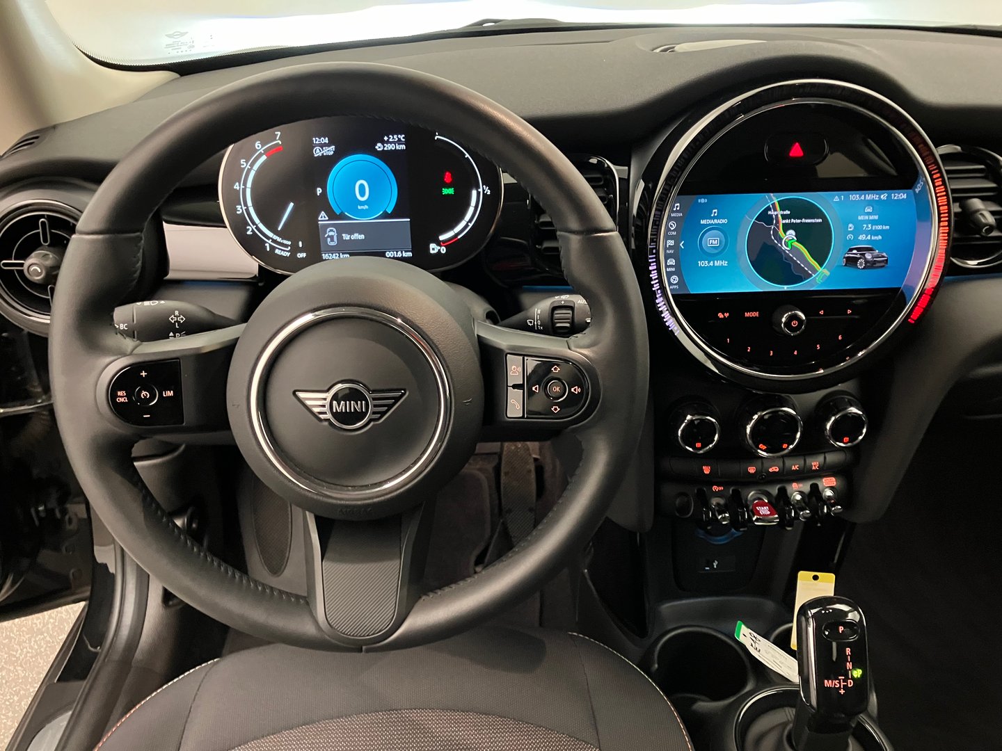Mini Hatch Cooper | Bild 11 von 25