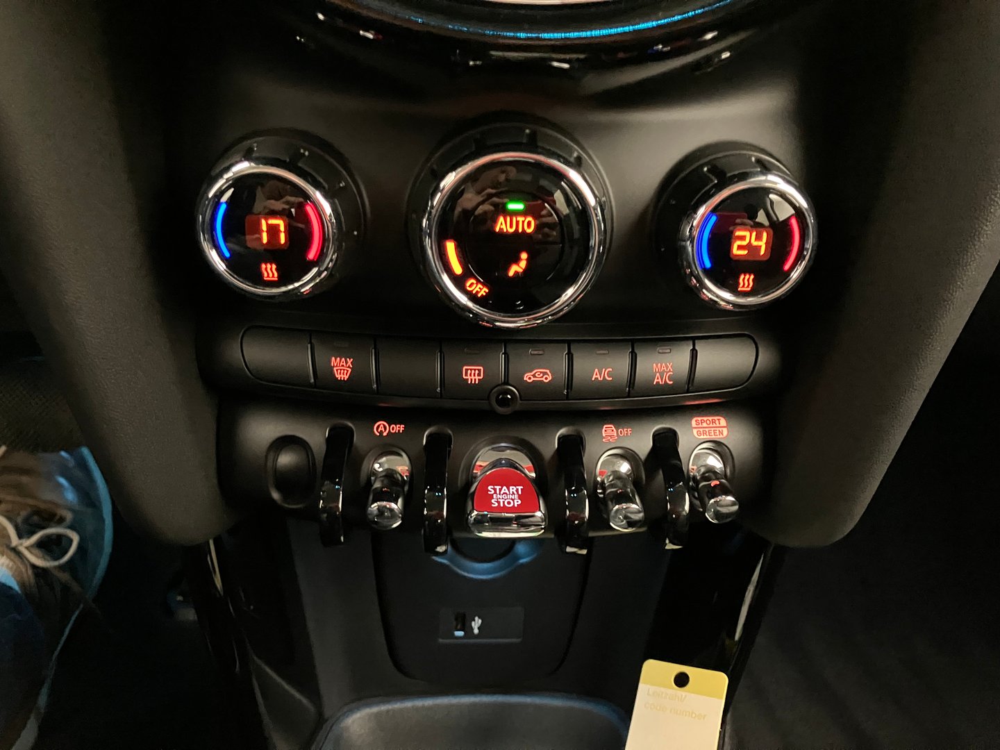 Mini Hatch Cooper | Bild 19 von 25