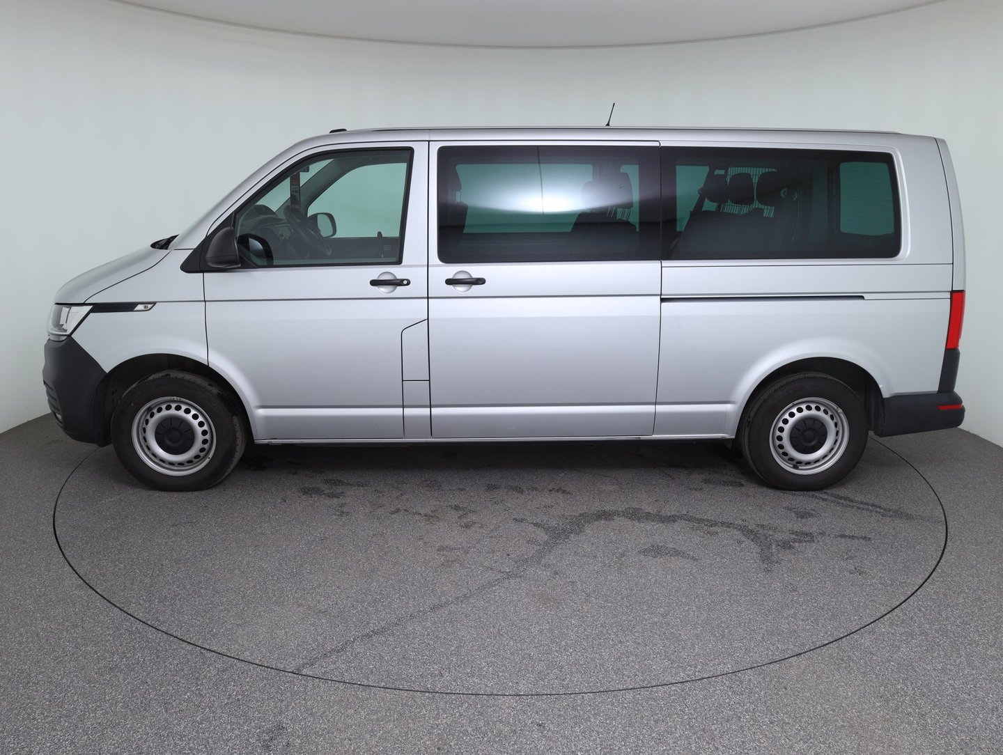 VW Transporter Kombi LR TDI 4MOTION | Bild 8 von 21