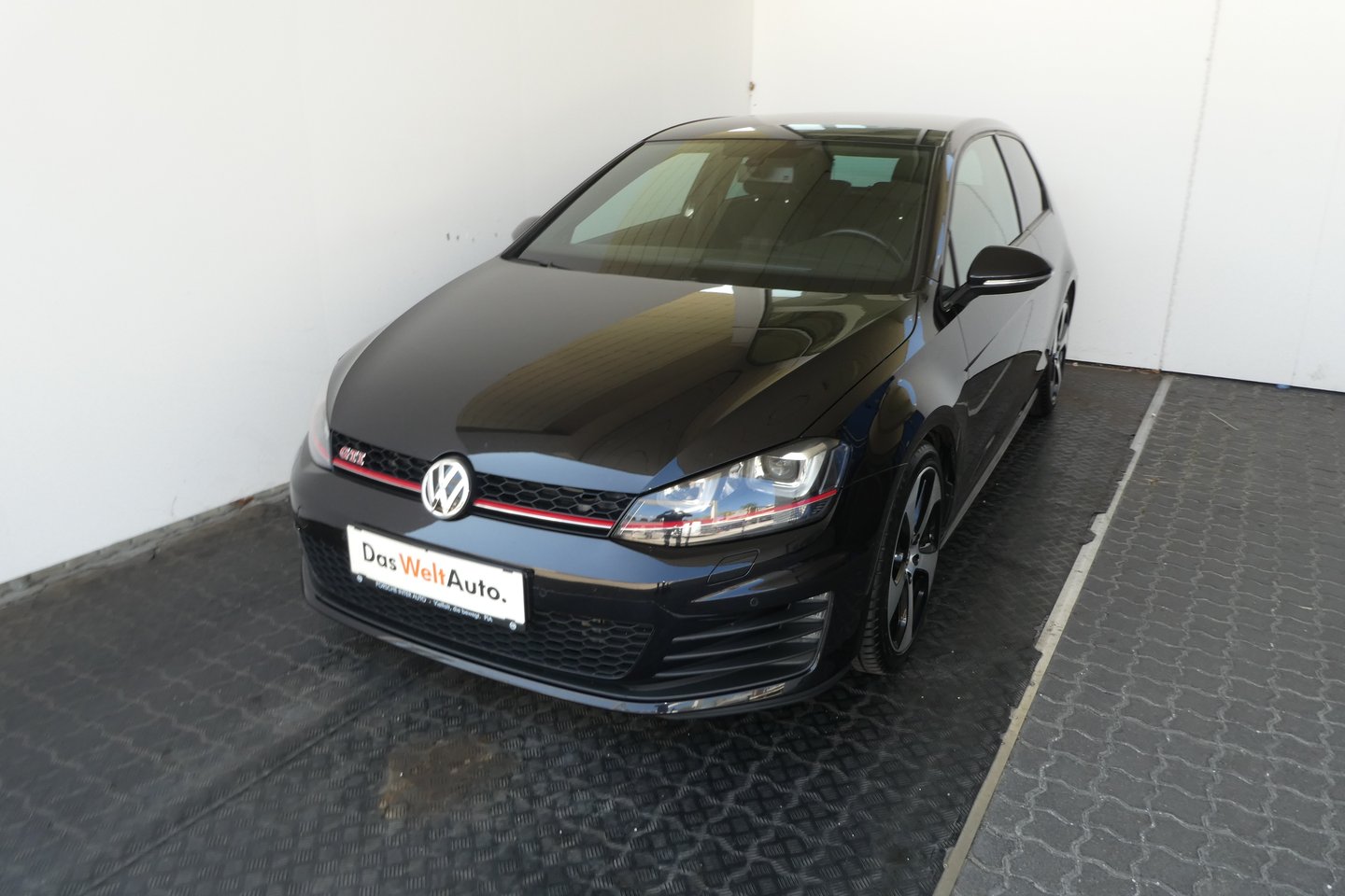 VW Golf