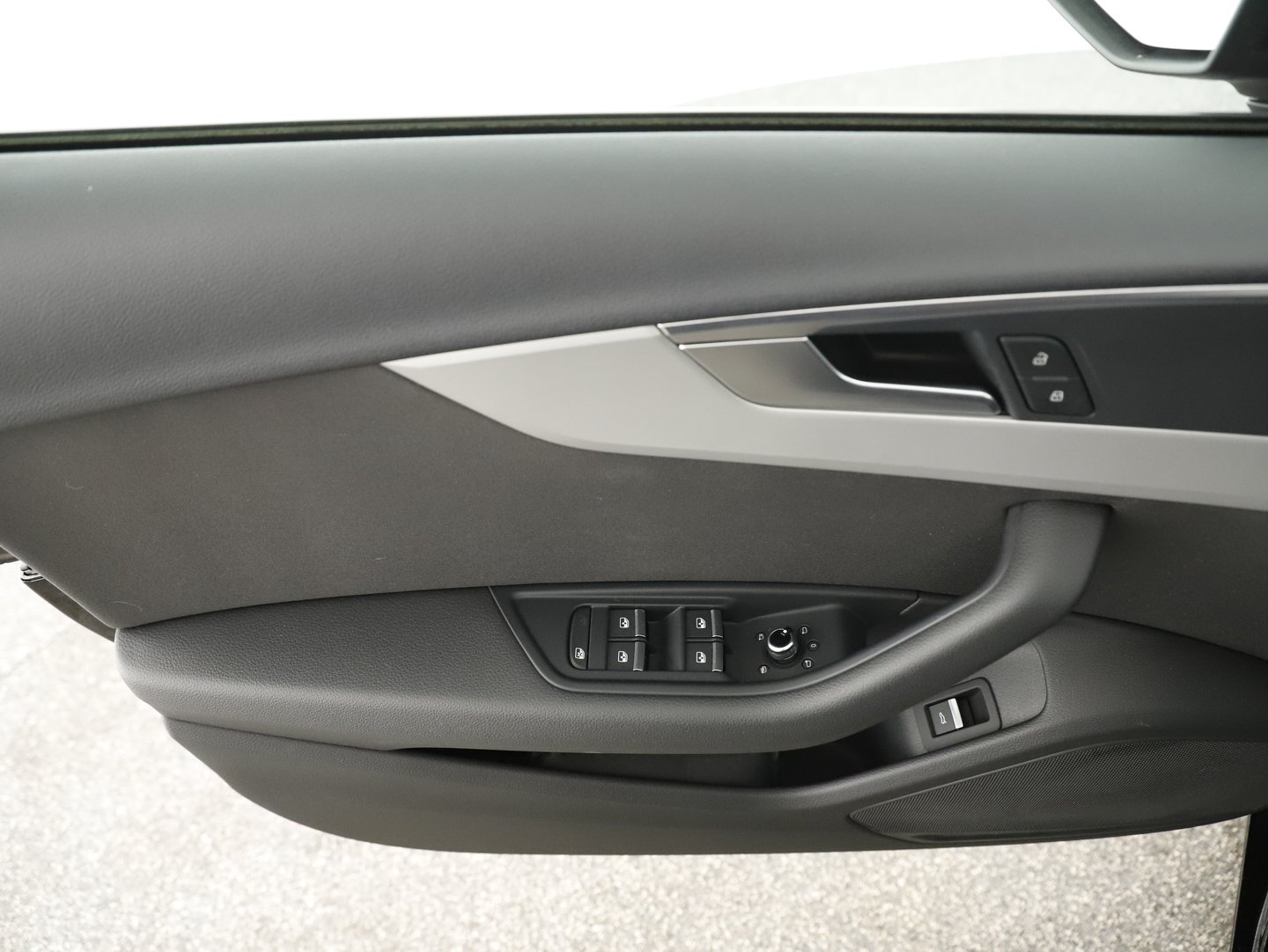 Audi A4 Avant 35 TDI S-tronic | Bild 10 von 28