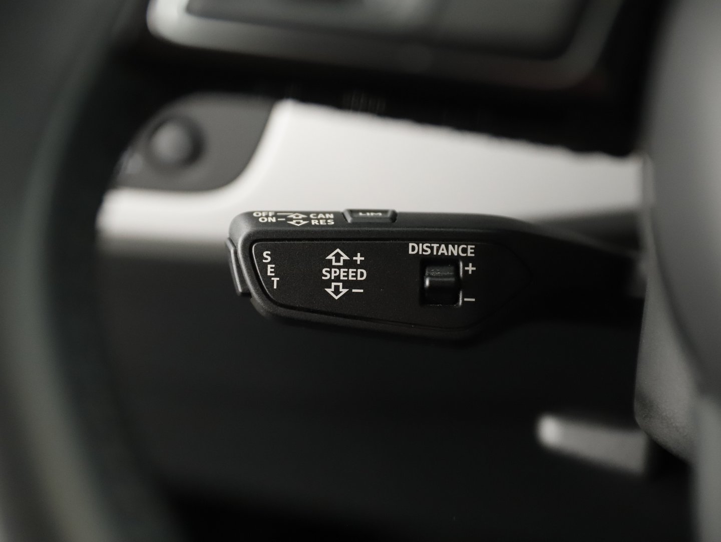 Audi A4 Avant 35 TDI S-tronic | Bild 19 von 28