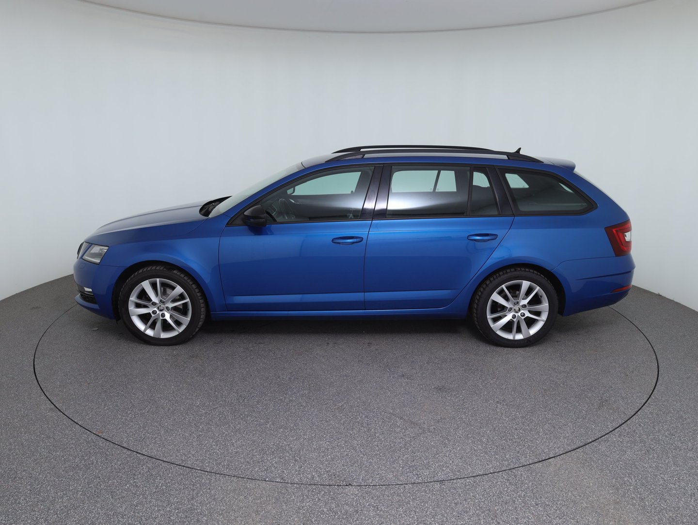 Škoda OCTAVIA Combi Style Limited TDI DSG | Bild 8 von 23