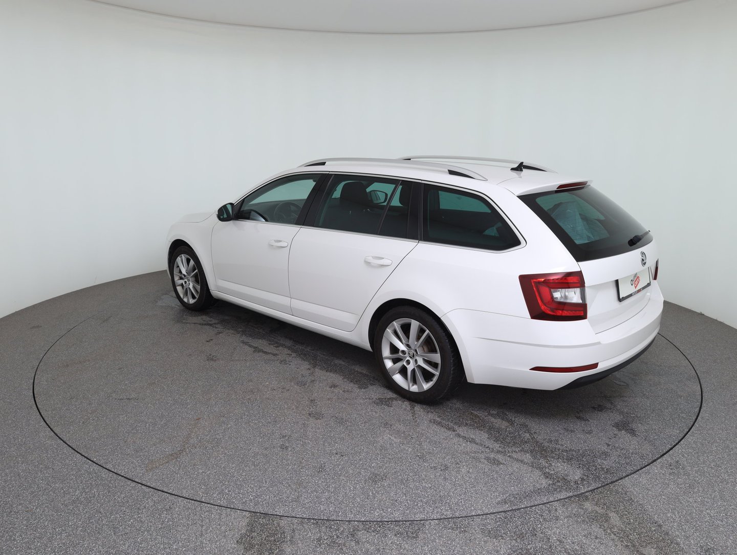 Škoda OCTAVIA Combi 4x4 Style Limited TDI DSG | Bild 7 von 23