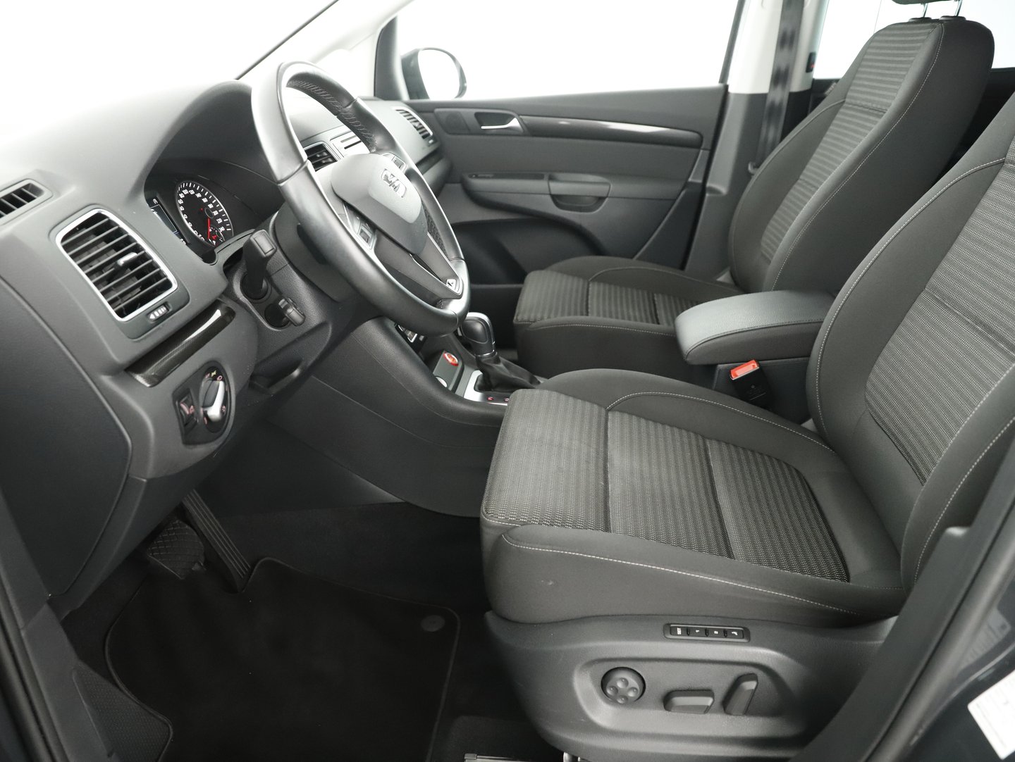 SEAT Alhambra Xcellence TDI DSG | Bild 3 von 25