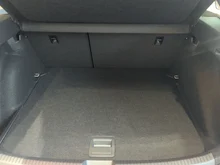 VW Taigo 4Me TSI in Reflexsilber Metallic