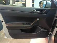 VW Taigo 4Me TSI in Reflexsilber Metallic