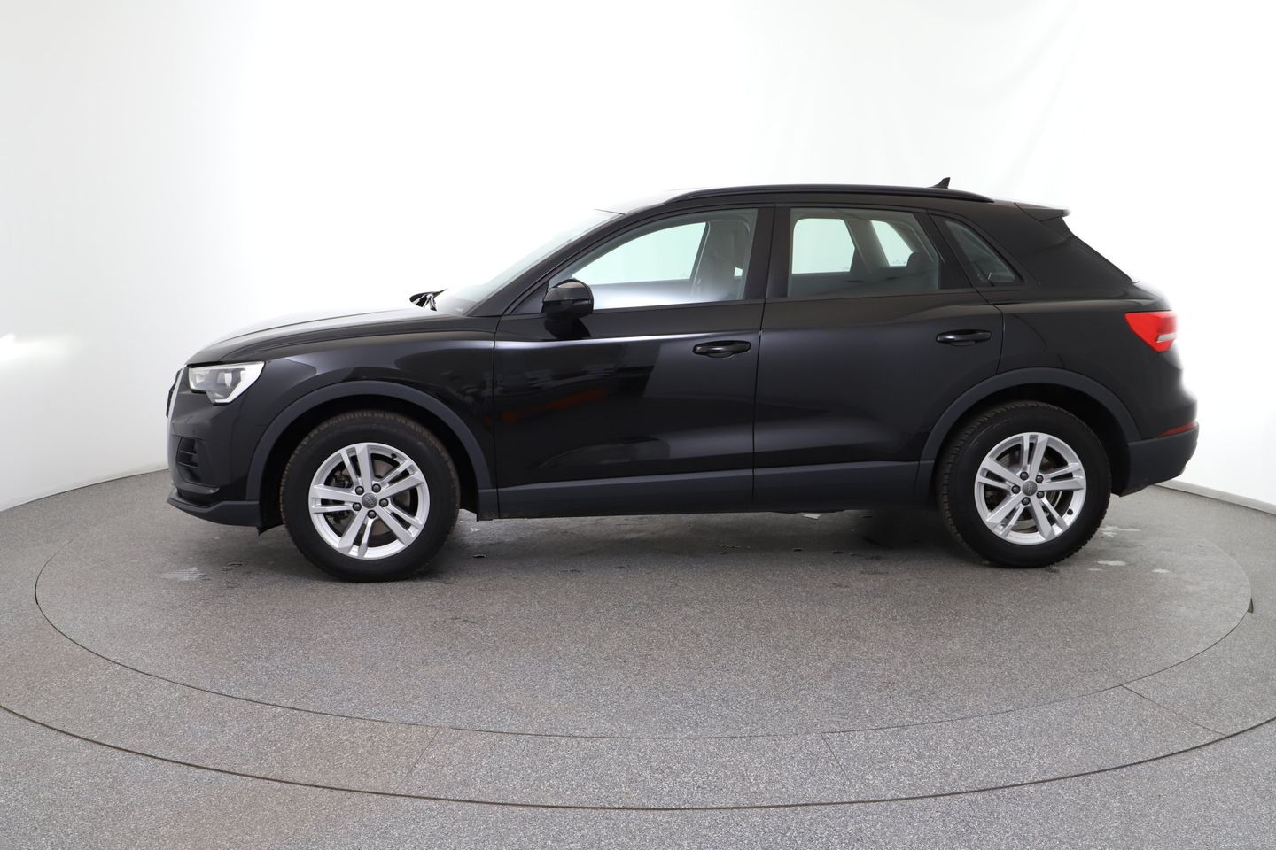 Audi Q3 35 TDI S-tronic | Bild 2 von 29