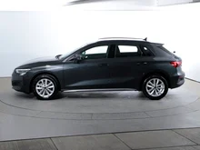 Thumbnail-Foto von Fahrzeug