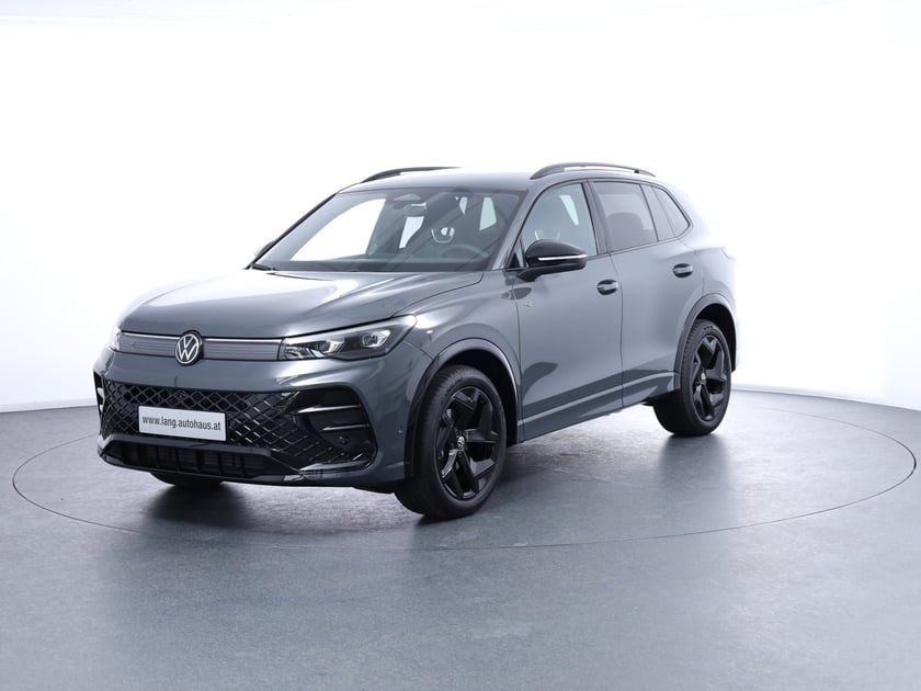 VW Tiguan R-Line eTSI DSG