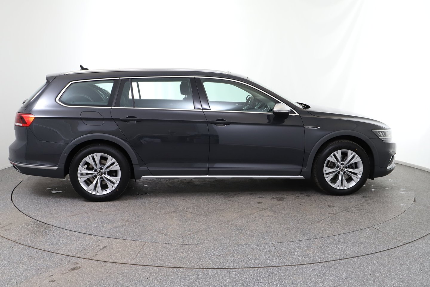 VW Passat Alltrack TDI 4MOTION DSG | Bild 6 von 26
