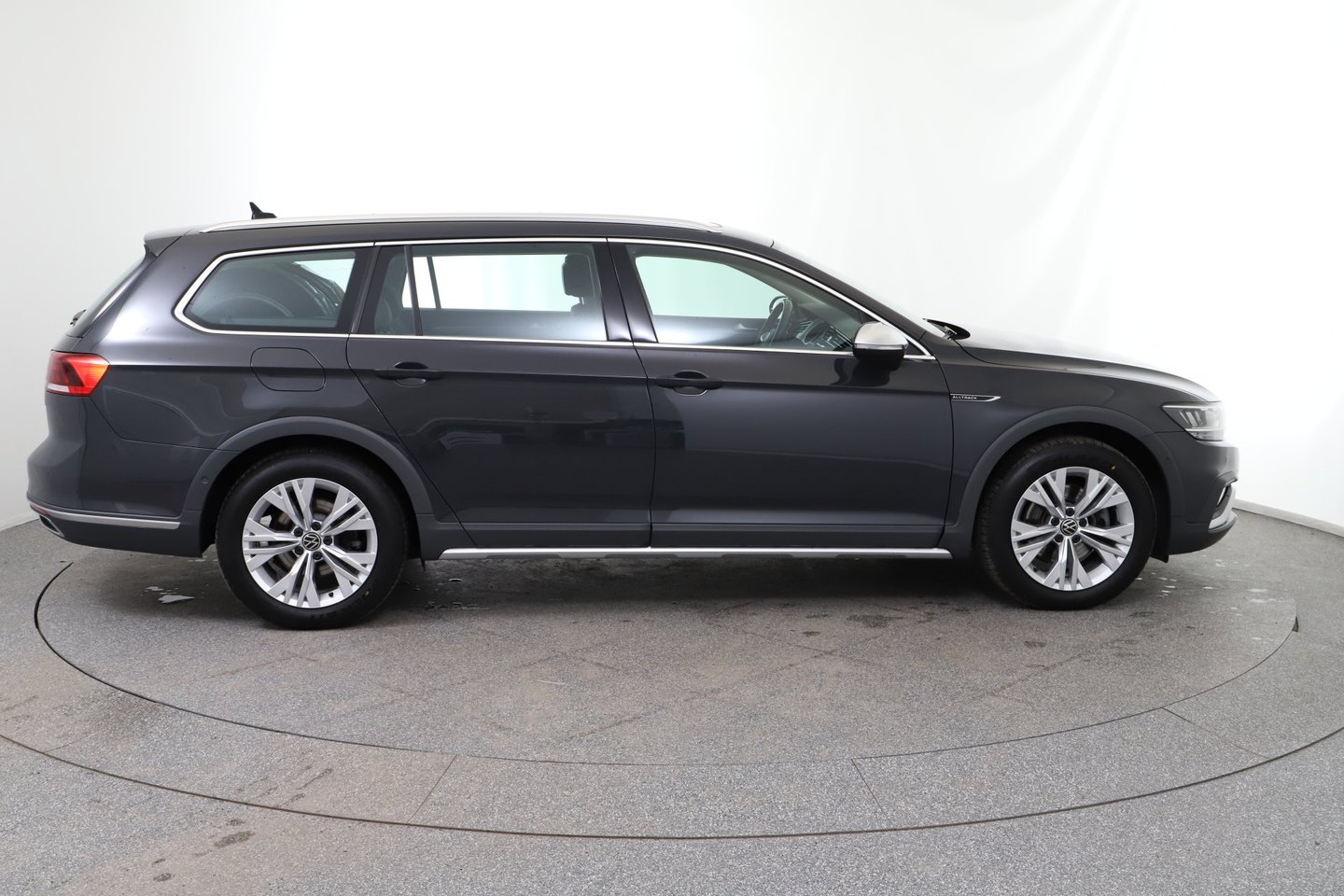 VW Passat Alltrack TDI 4MOTION DSG | Bild 6 von 29