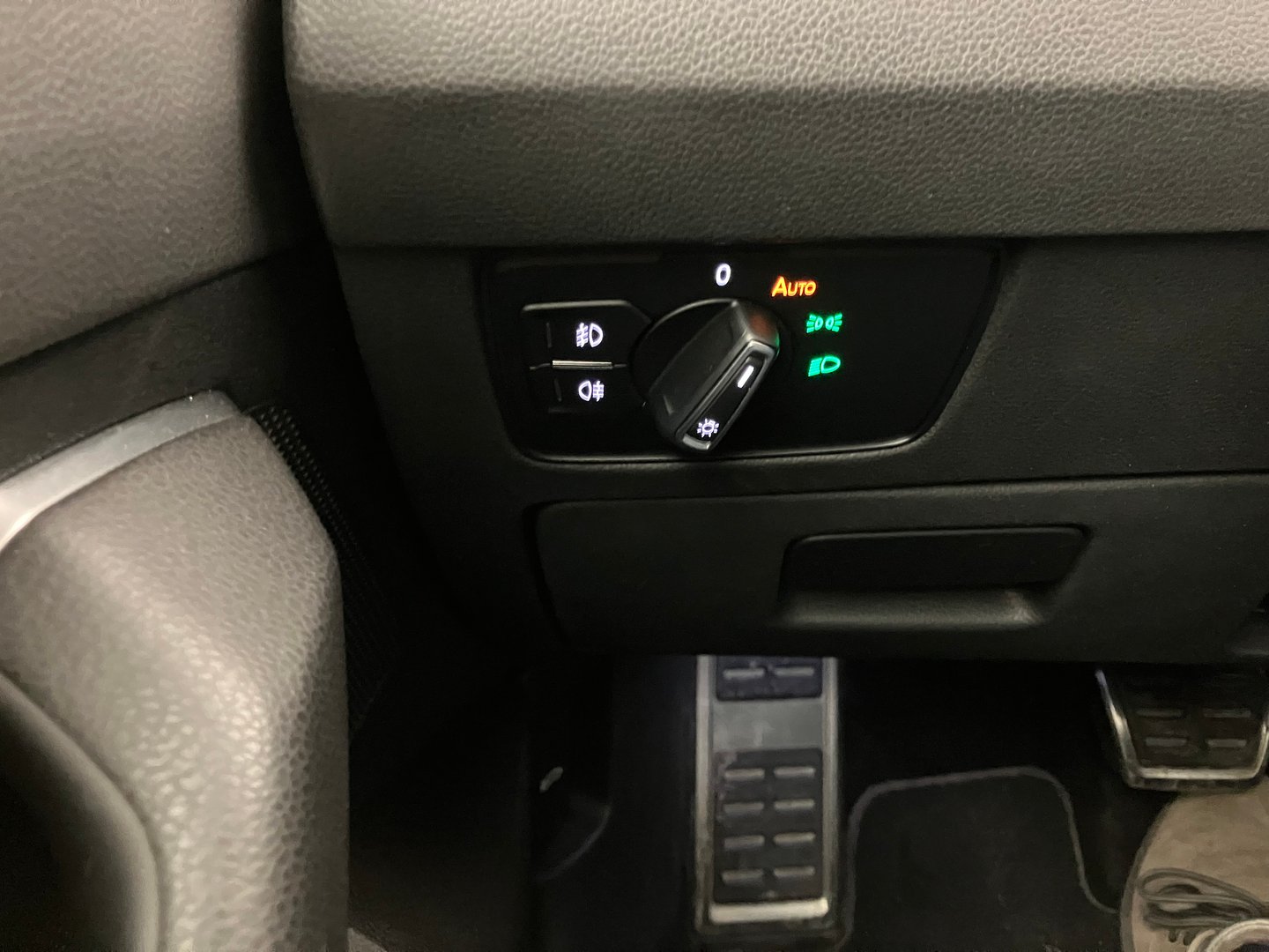 VW Passat Alltrack TDI 4MOTION DSG | Bild 10 von 26