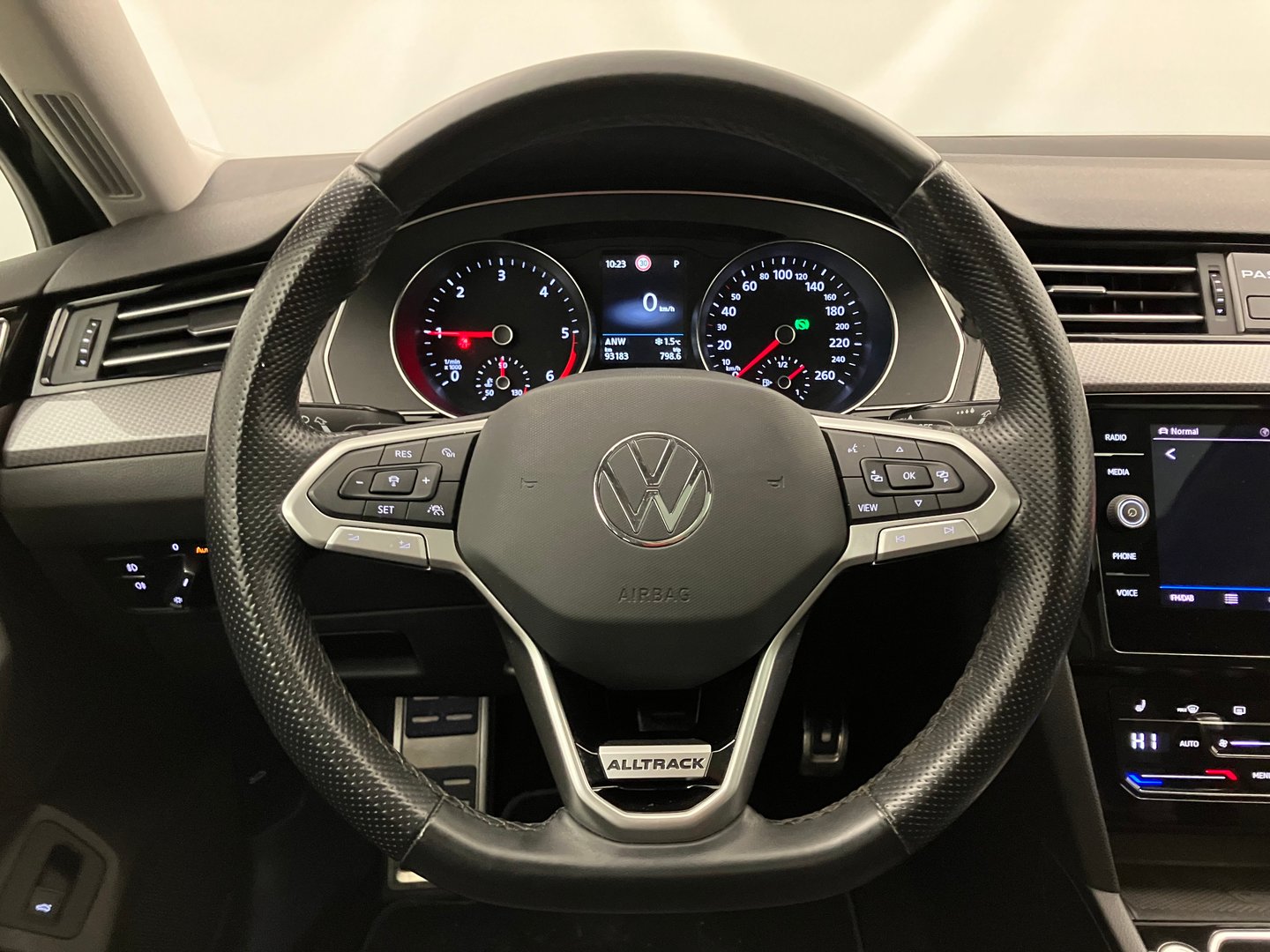 VW Passat Alltrack TDI 4MOTION DSG | Bild 13 von 26