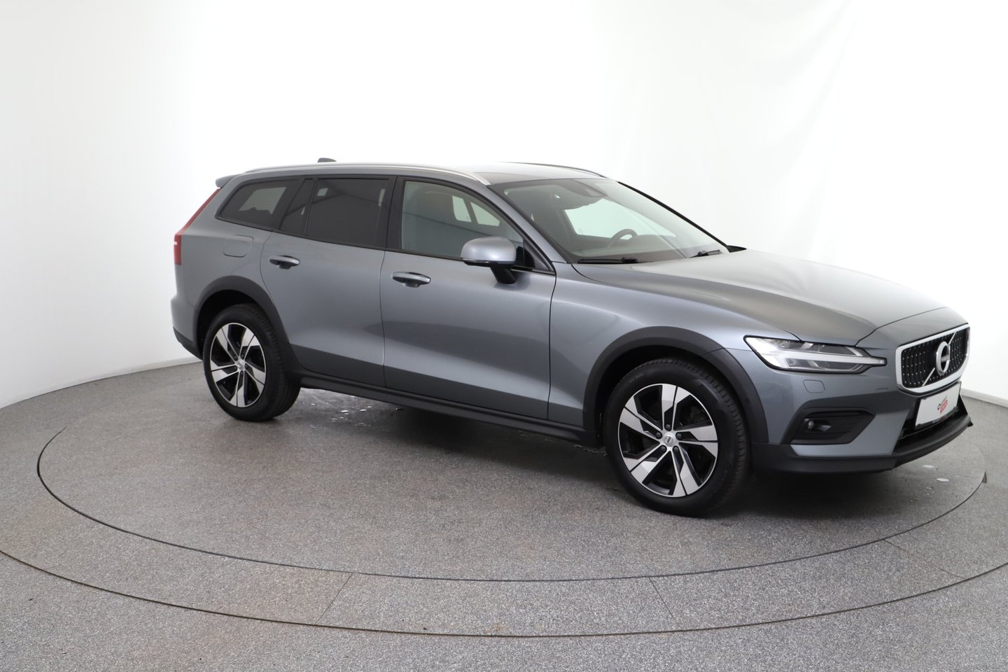 Volvo V60 Cross Country B4 AWD Cross Country Pro Geartronic | Bild 7 von 26