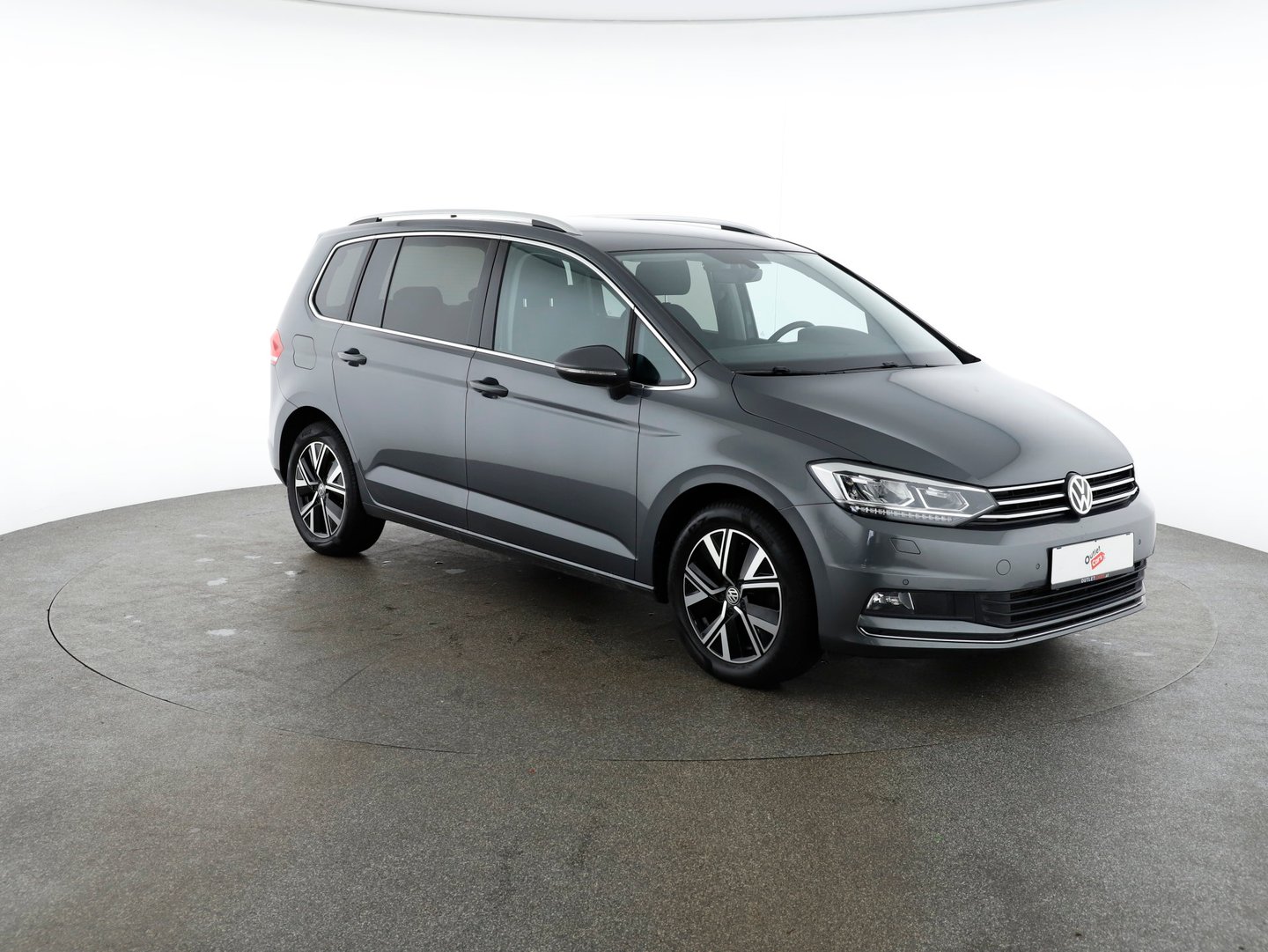 VW Touran Highline TDI SCR DSG | Bild 3 von 24