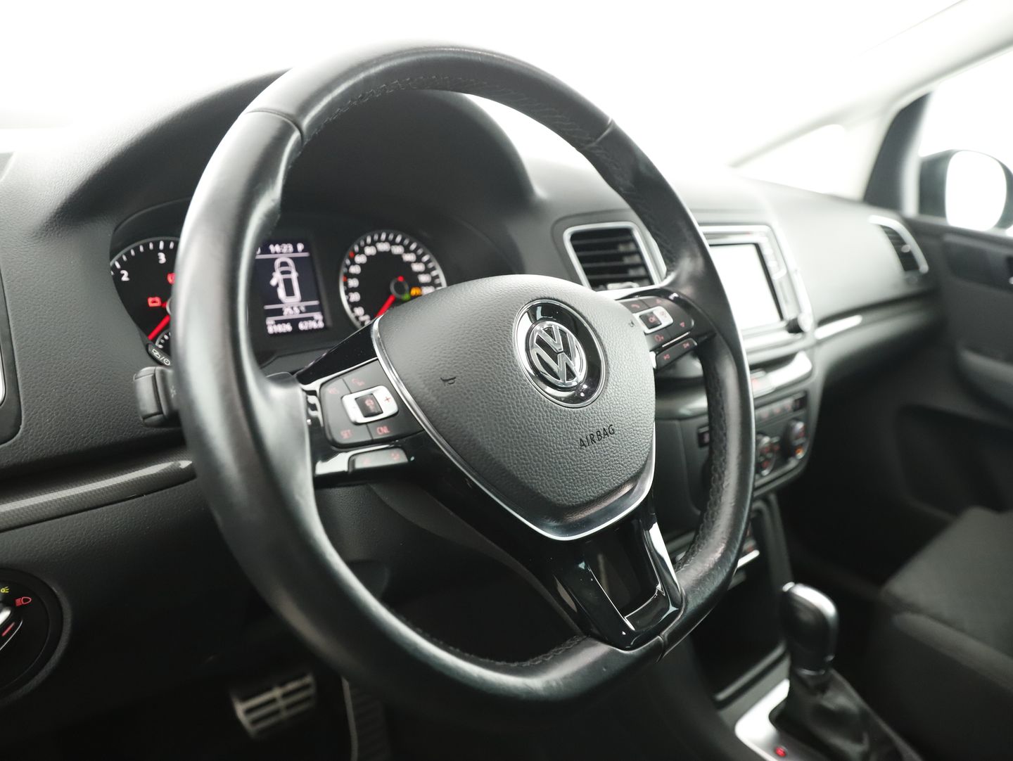 VW Sharan Comfortline SCR 2,0 TDI DSG | Bild 9 von 23