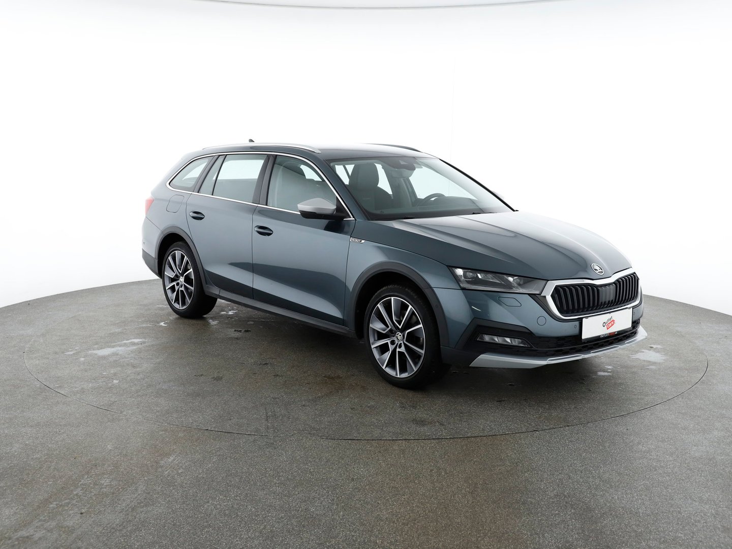 Škoda OCTAVIA Combi 4x4 SCOUT TDI DSG | Bild 7 von 30