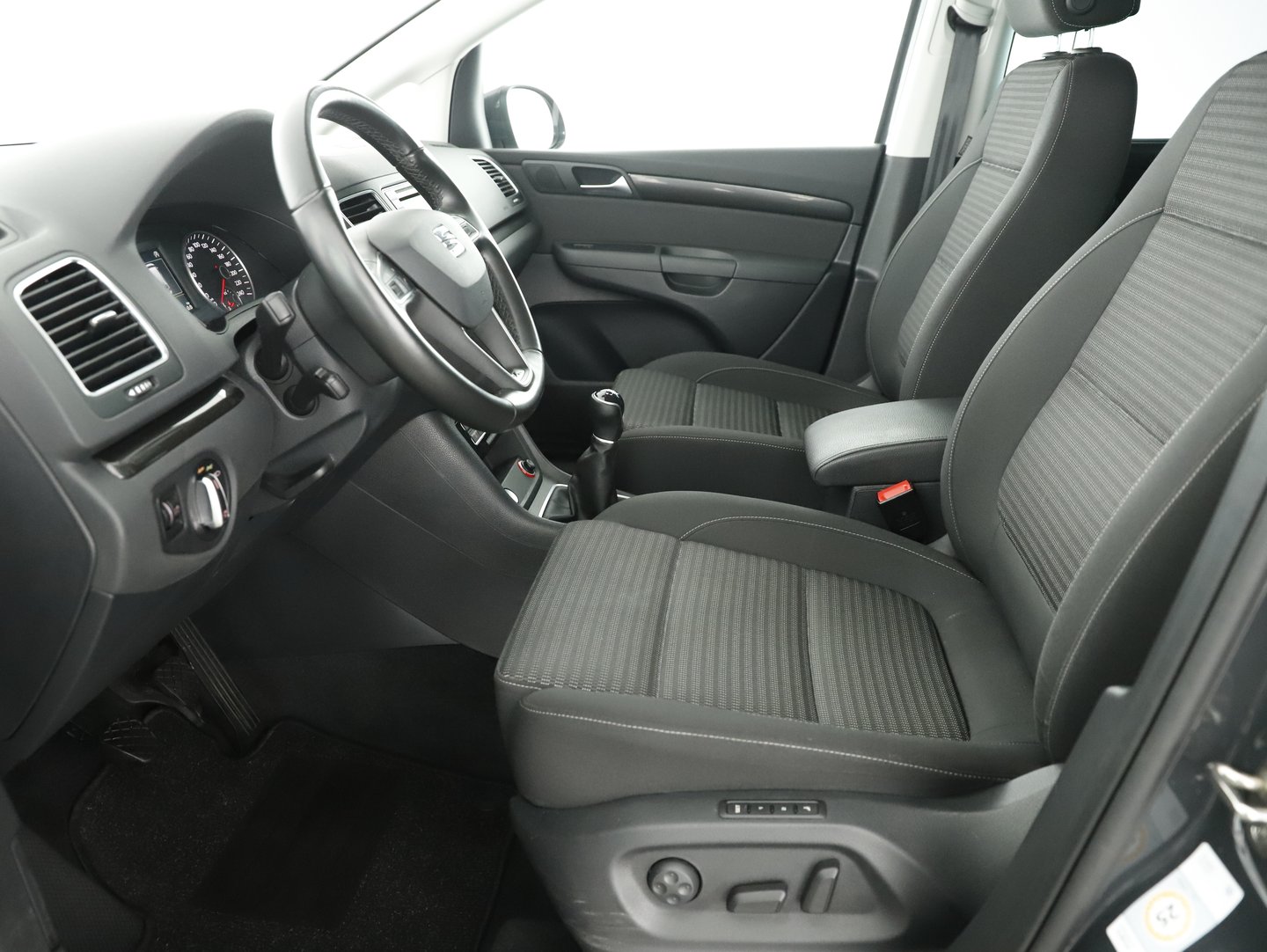 SEAT Alhambra Xcellence TDI | Bild 3 von 24