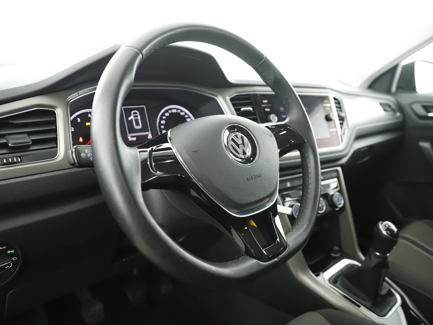 VW T-Roc Design TSI OPF | Bild 9 von 34