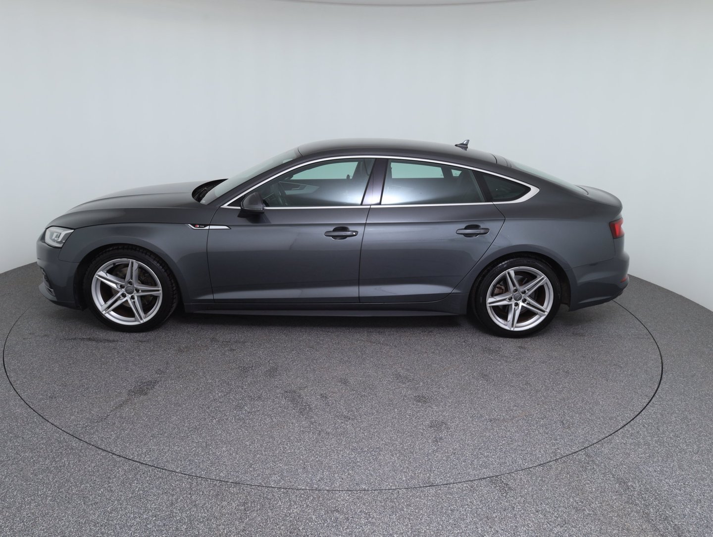 Audi A5 Sportback 35 TFSI Sport | Bild 8 von 15