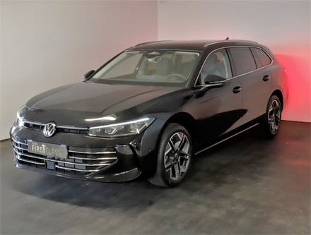 VW Passat Variant Elegance eTSI DSG