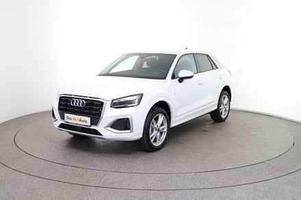 Audi Q2 30 TFSI admired