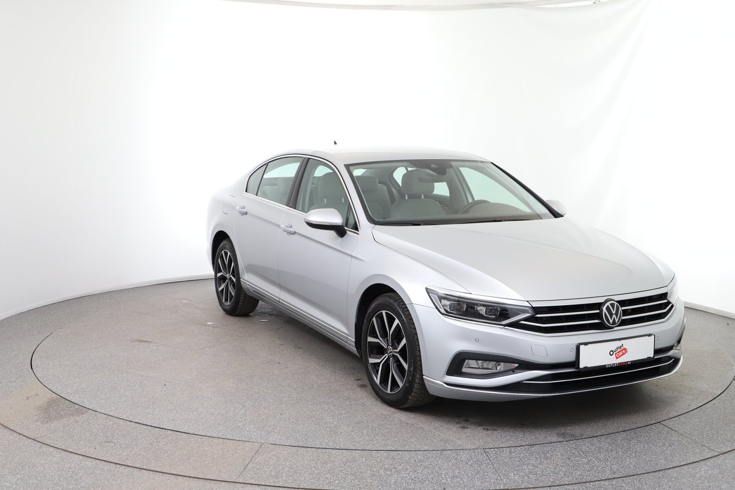 VW Passat Elegance TDI DSG | Bild 8 von 32