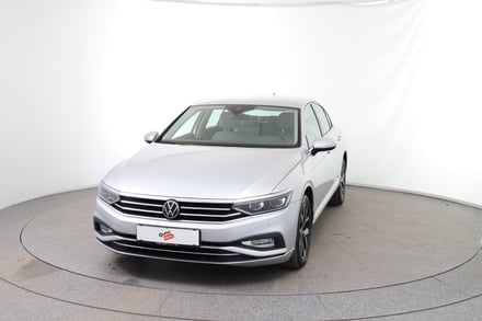 VW Passat Elegance TDI DSG