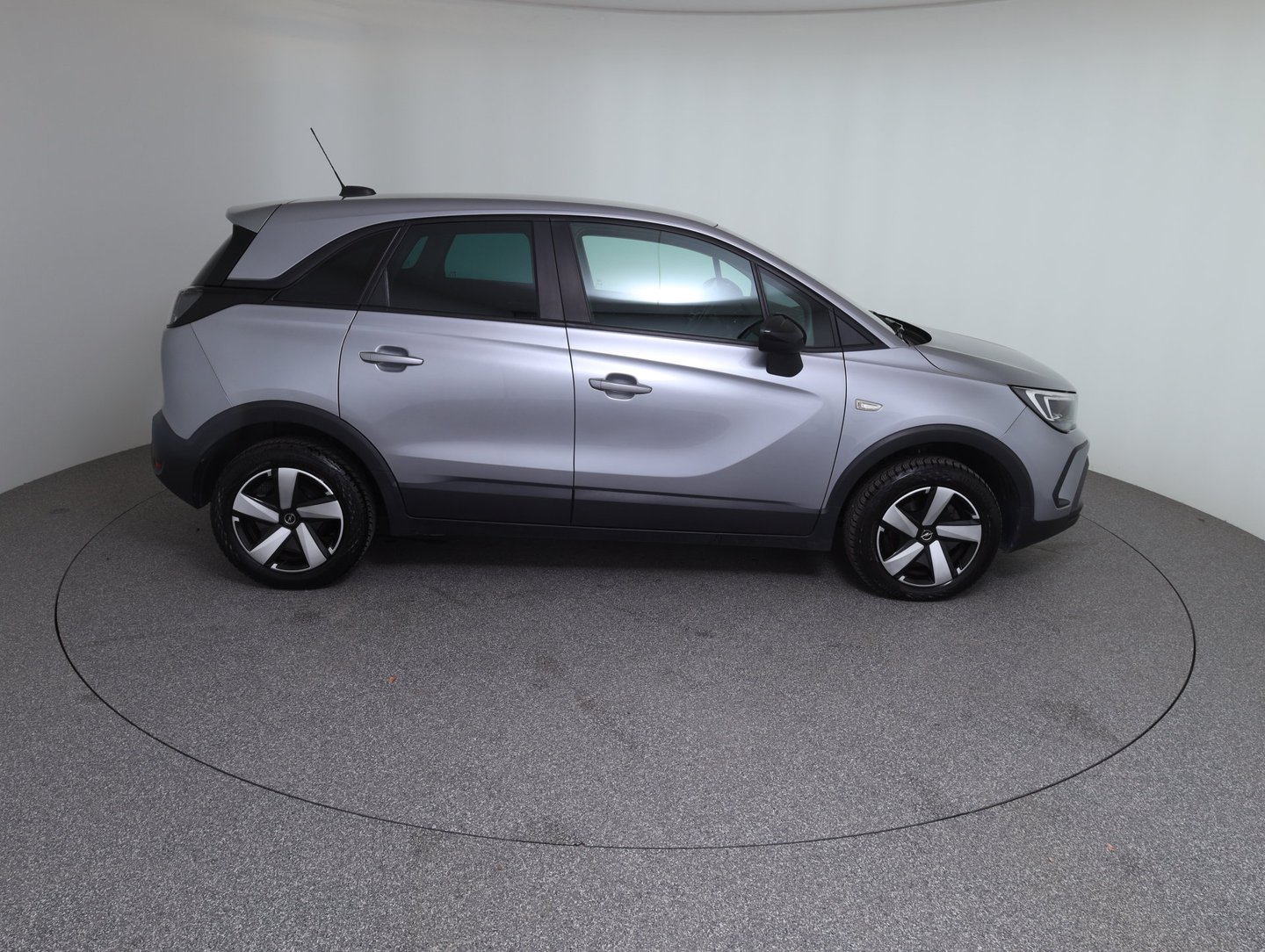 Opel Crossland X 1,2 Turbo Direct Injection Edition St./St. Aut. | Bild 4 von 14