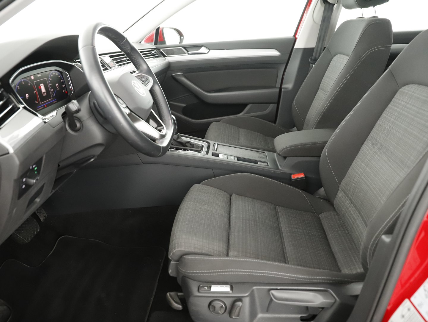 VW Passat Variant Business TDI DSG | Bild 3 von 11