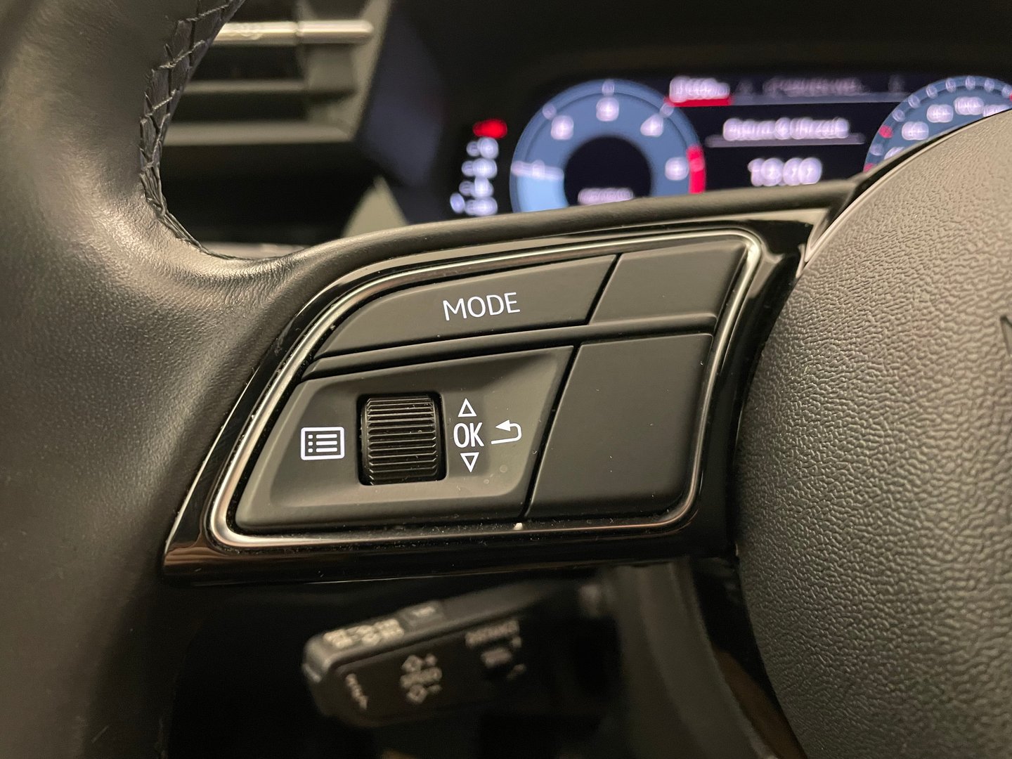 Audi A3 Sportback 30 TDI | Bild 14 von 23