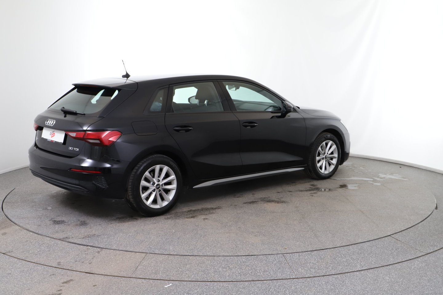 Audi A3 Sportback 30 TDI | Bild 5 von 23