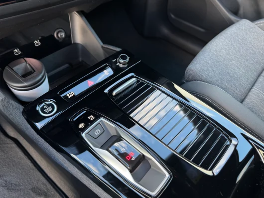 Bild eines Audi Q6 e-tron quattro