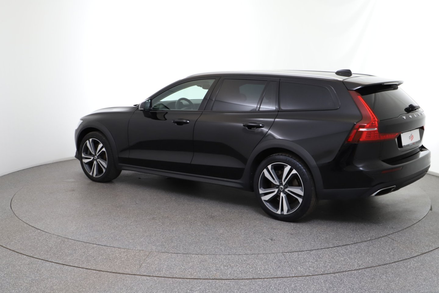 Volvo V60 Cross Country B4 AWD Cross Country Pro Geartronic | Bild 3 von 29