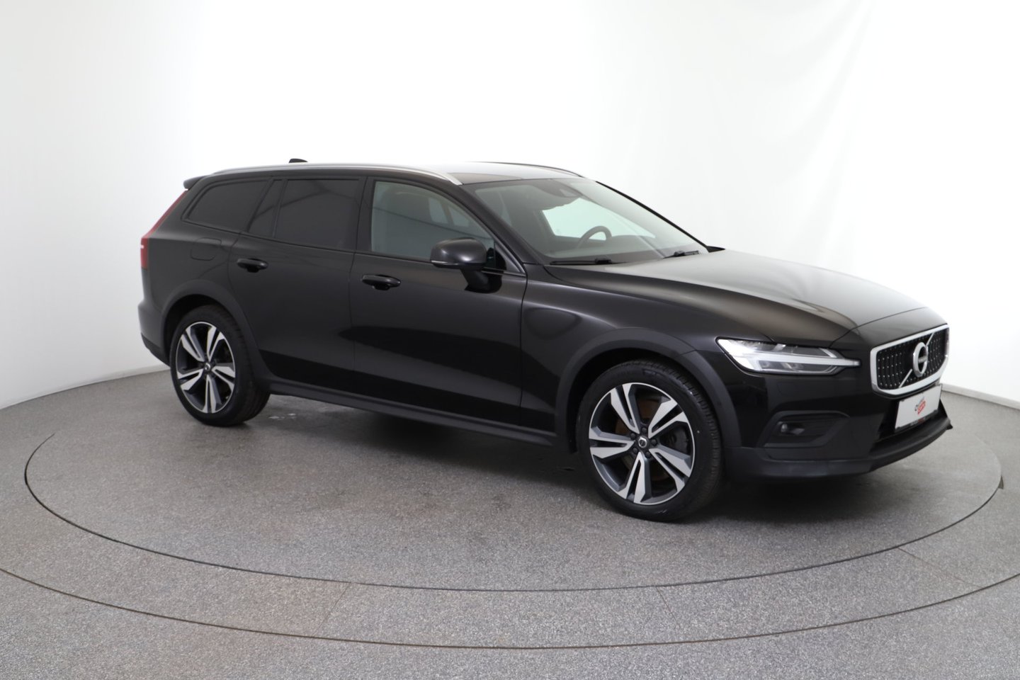 Volvo V60 Cross Country B4 AWD Cross Country Pro Geartronic | Bild 7 von 29