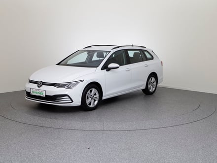 VW Golf Variant Life mHeV DSG