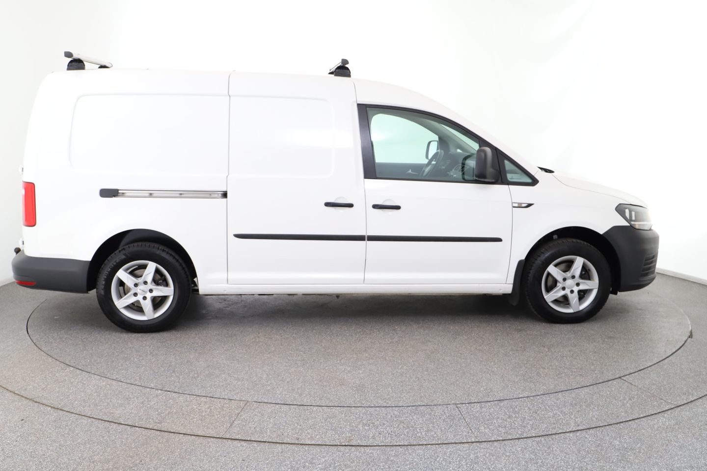 VW Caddy Maxi Kastenwagen 2,0 TDI DSG | Bild 6 von 20