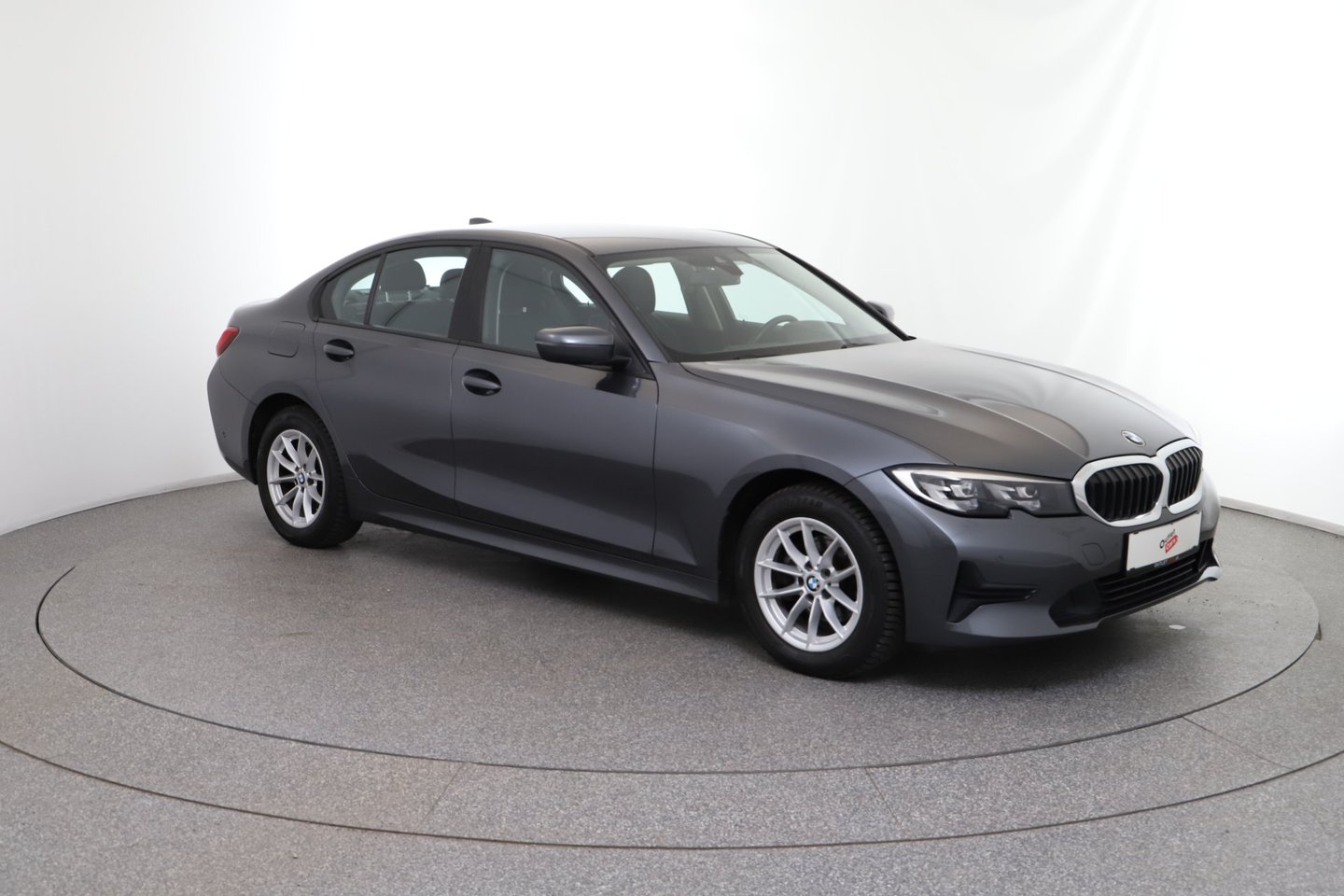 BMW 318d | Bild 7 von 29