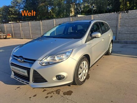 Ford Focus Trend 1.0  92 kW manuál ,