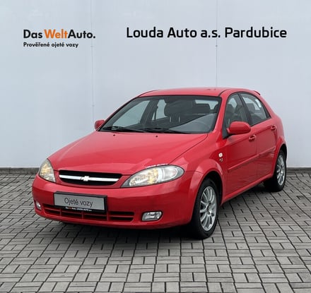 Chevrolet Lacetti Platinum CDX 1.8  90 kW manuál ,