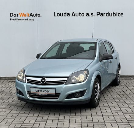 Opel Astra  1.6  85 kW manuál ,
